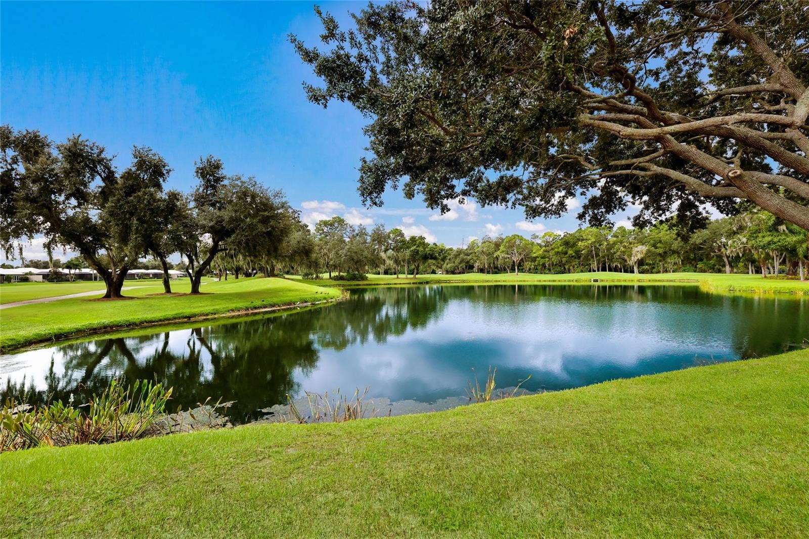 8728 52ND DRIVE E, Bradenton, FL 34211 8728 52ND DRIVE E, Bradenton, FL 34211