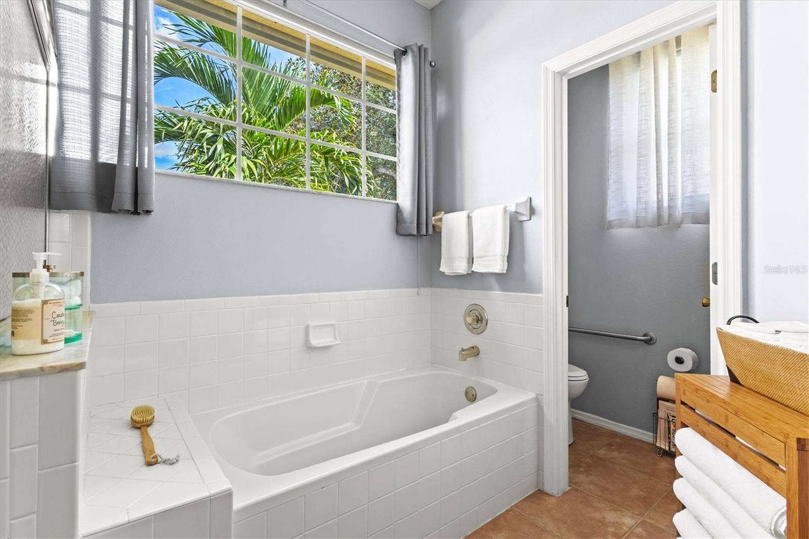 7107 91ST STREET E, Palmetto, FL 34221 7107 91ST STREET E, Palmetto, FL 34221