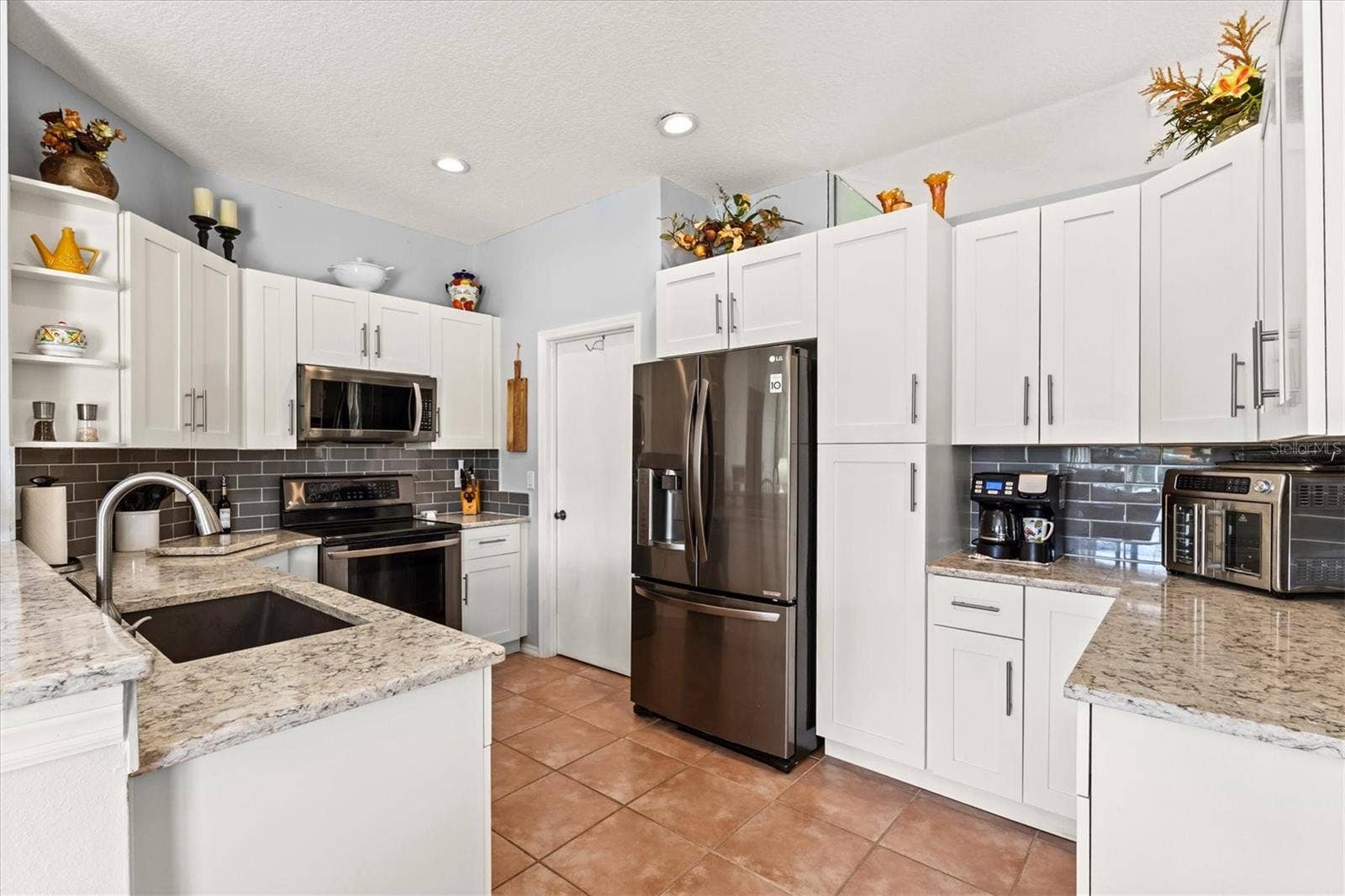 7107 91ST STREET E, Palmetto, FL 34221 7107 91ST STREET E, Palmetto, FL 34221