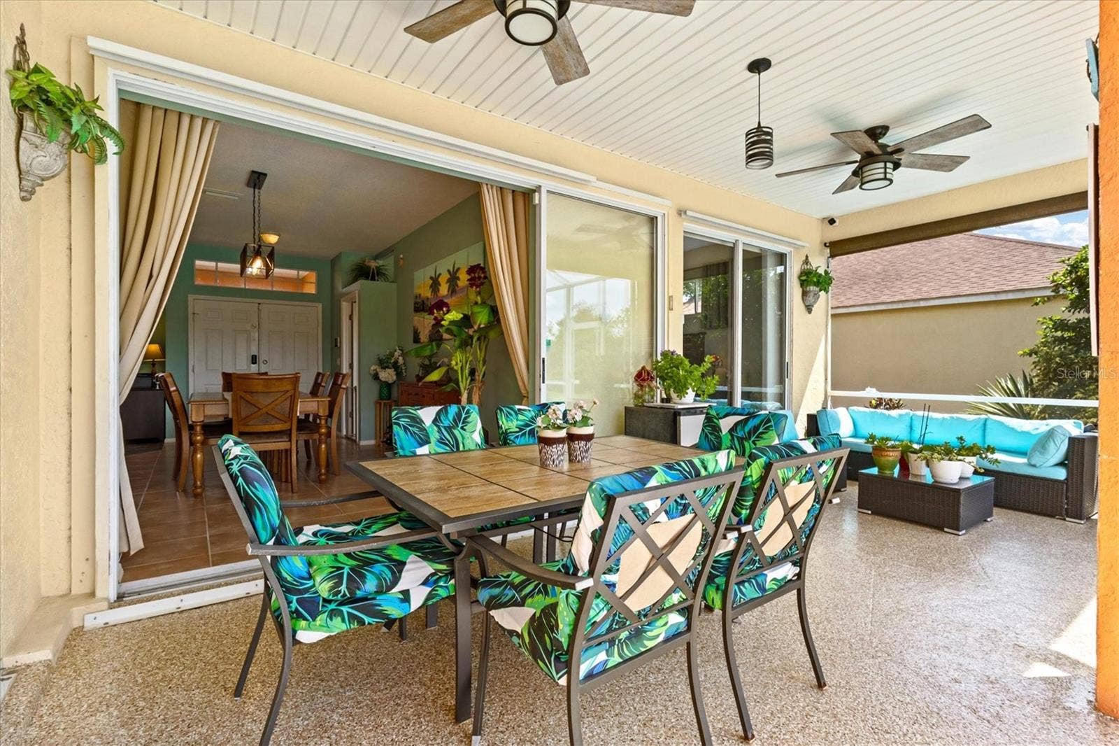 7107 91ST STREET E, Palmetto, FL 34221 Plenty of covered space for entertaining