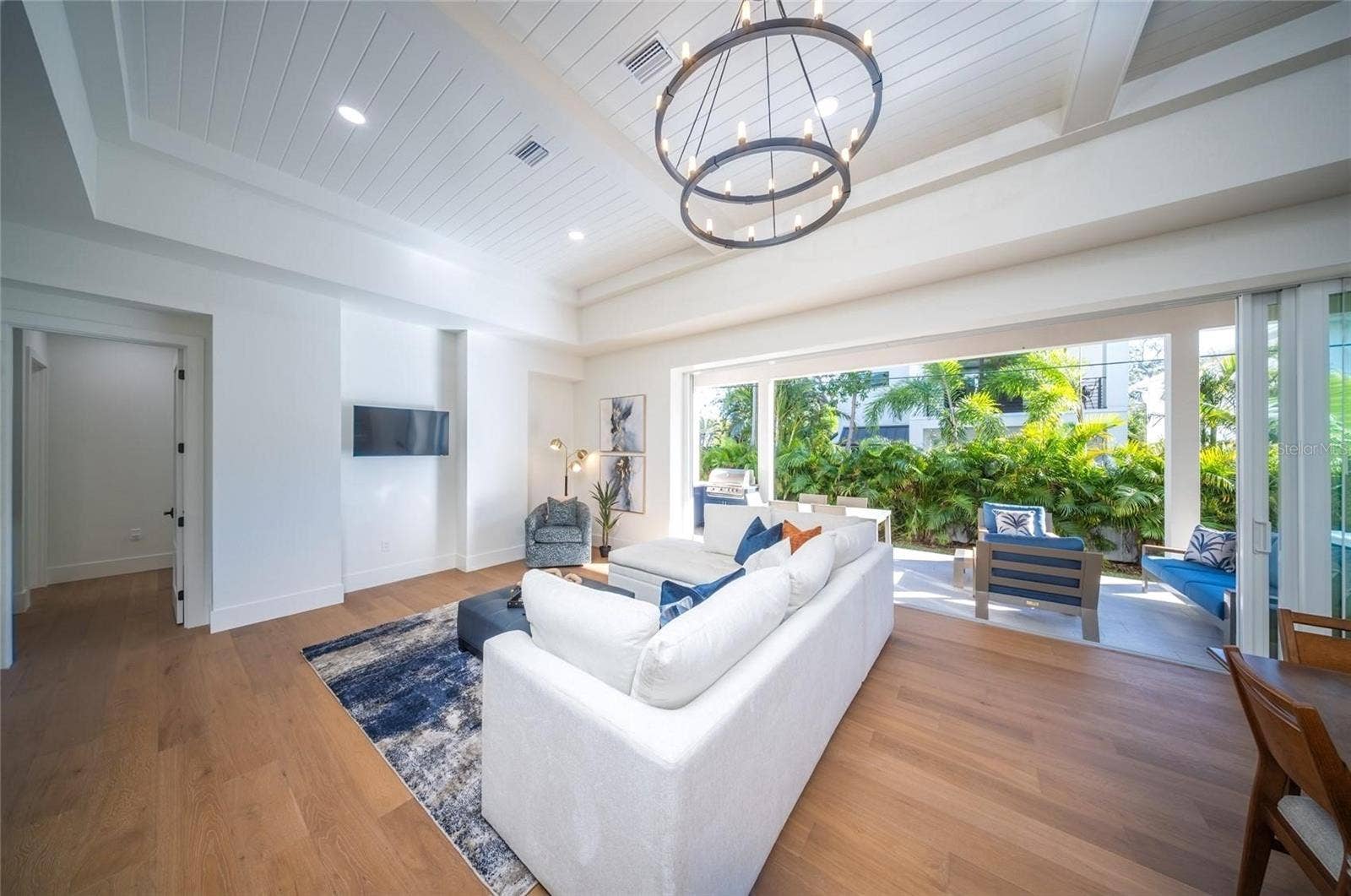 2420 FLOYD STREET, Sarasota, FL 34239