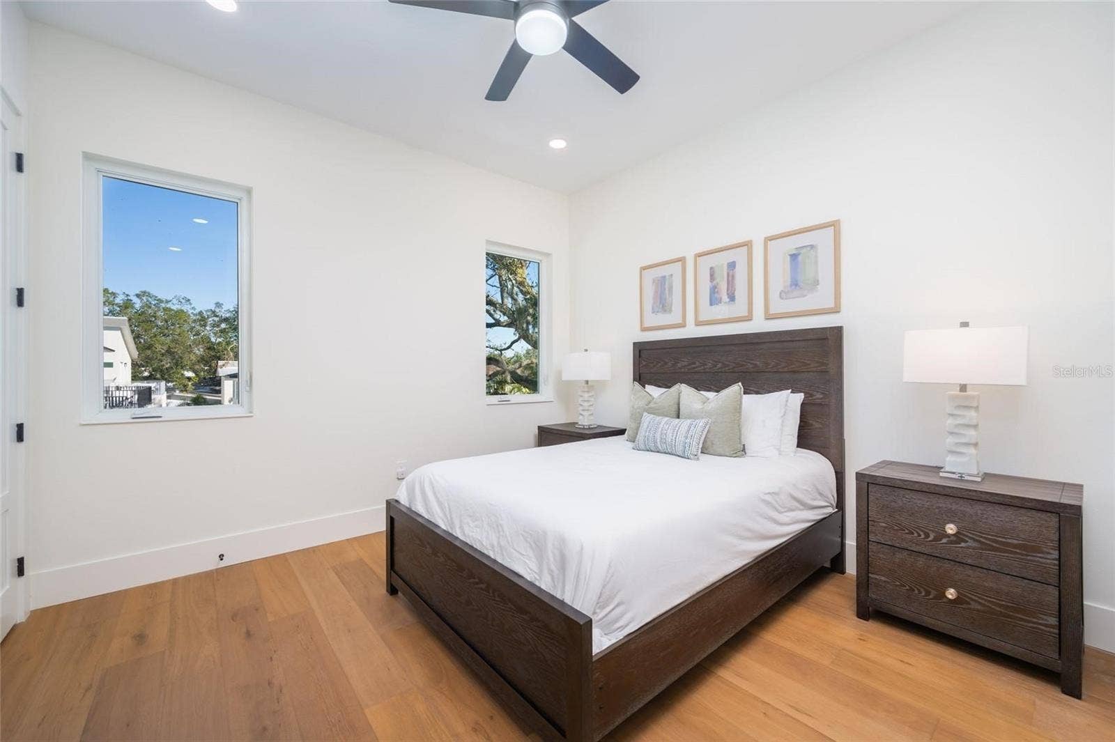 Guest bedroom