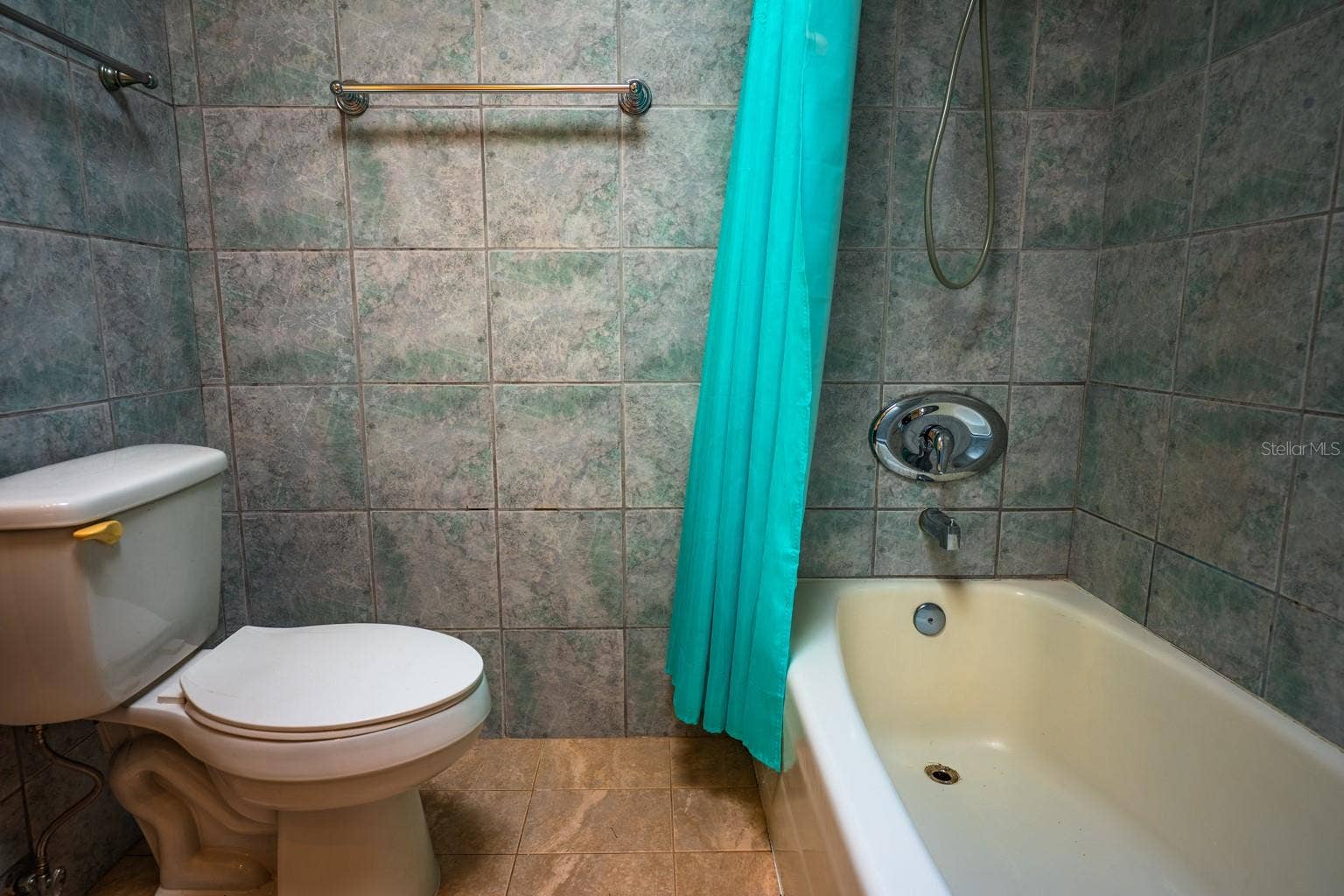 2339 RIVERWOOD PINES DRIVE, Sarasota, FL 34231 2339 RIVERWOOD PINES DRIVE, Sarasota, FL 34231