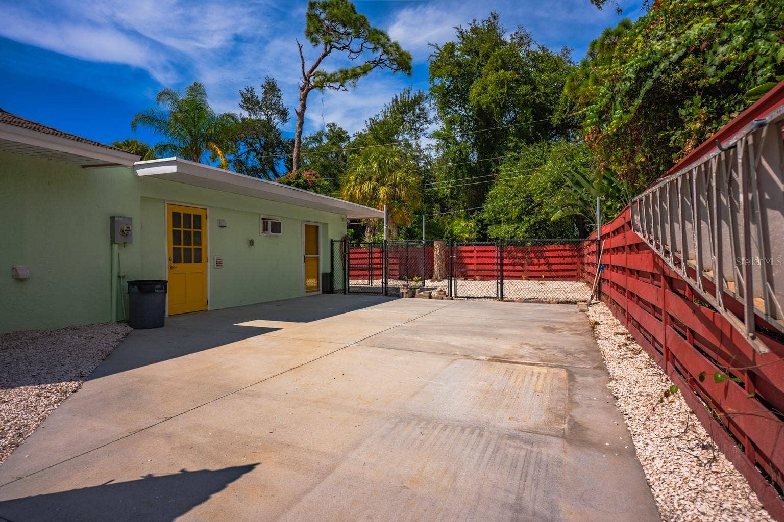 2339 RIVERWOOD PINES DRIVE, Sarasota, FL 34231 2339 RIVERWOOD PINES DRIVE, Sarasota, FL 34231