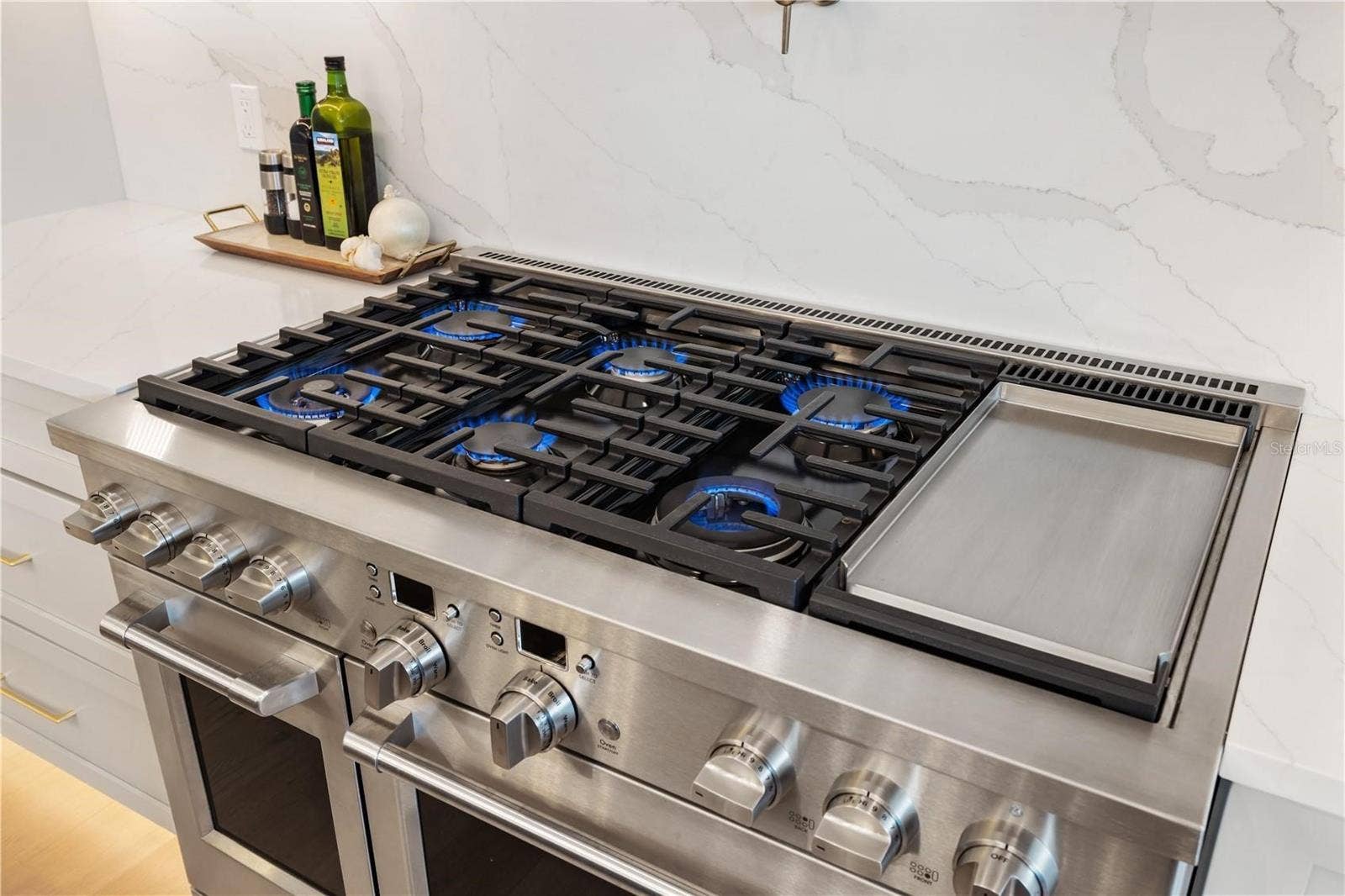 1800 WEBBER STREET, Sarasota, FL 34239 1800 WEBBER STREET, Sarasota, FL 34239