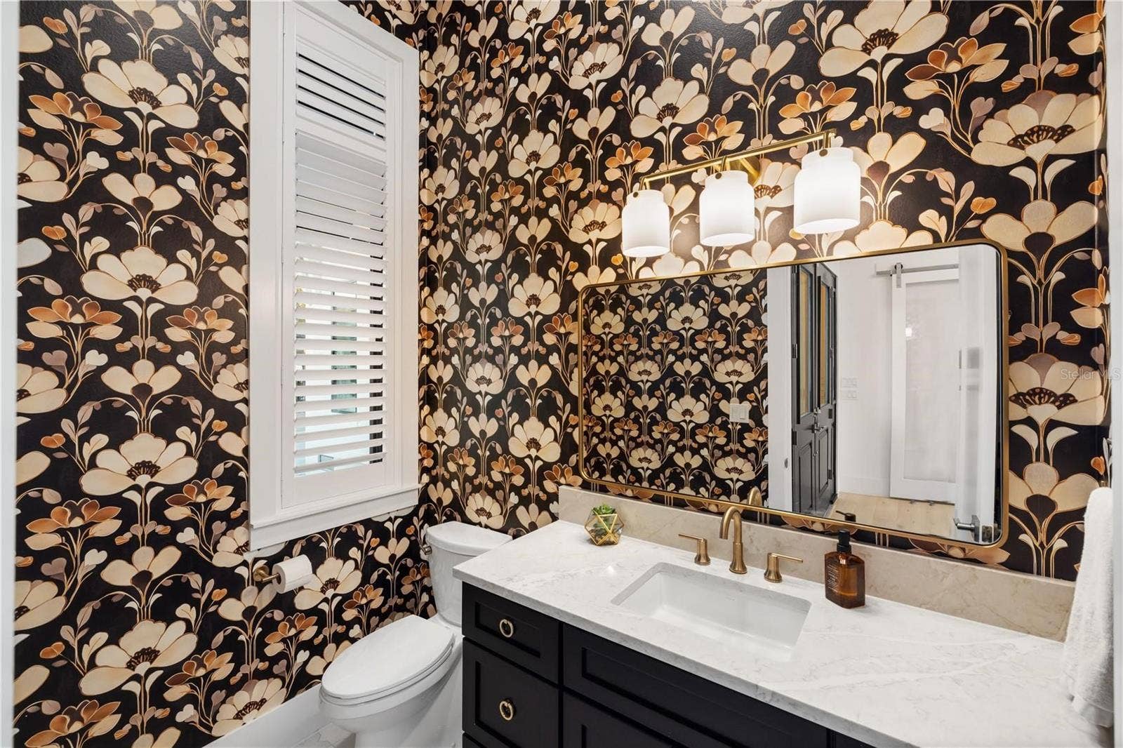 1800 WEBBER STREET, Sarasota, FL 34239 1800 WEBBER STREET, Sarasota, FL 34239