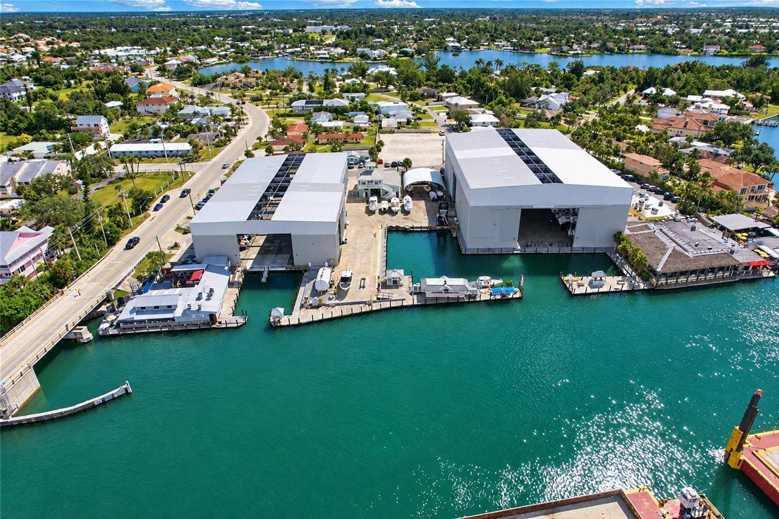 100 CIRCUIT ROAD, #S-7, Nokomis, FL 34275 100 CIRCUIT ROAD, #S-7, Nokomis, FL 34275