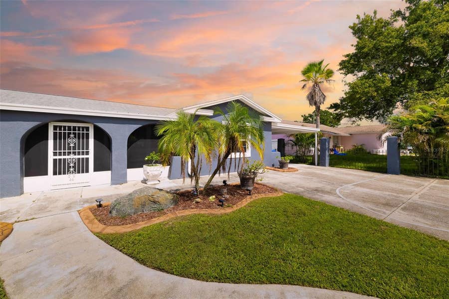Property photo for 6012 FRANCIS DRIVE, Apollo Beach, FL