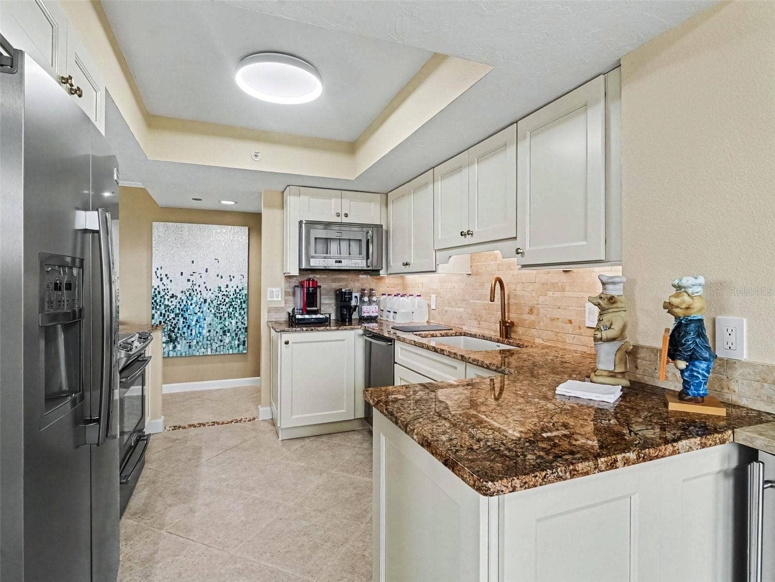 775 LONGBOAT CLUB ROAD, #304, Longboat Key, FL 34228 Kitchen with Granite Counters