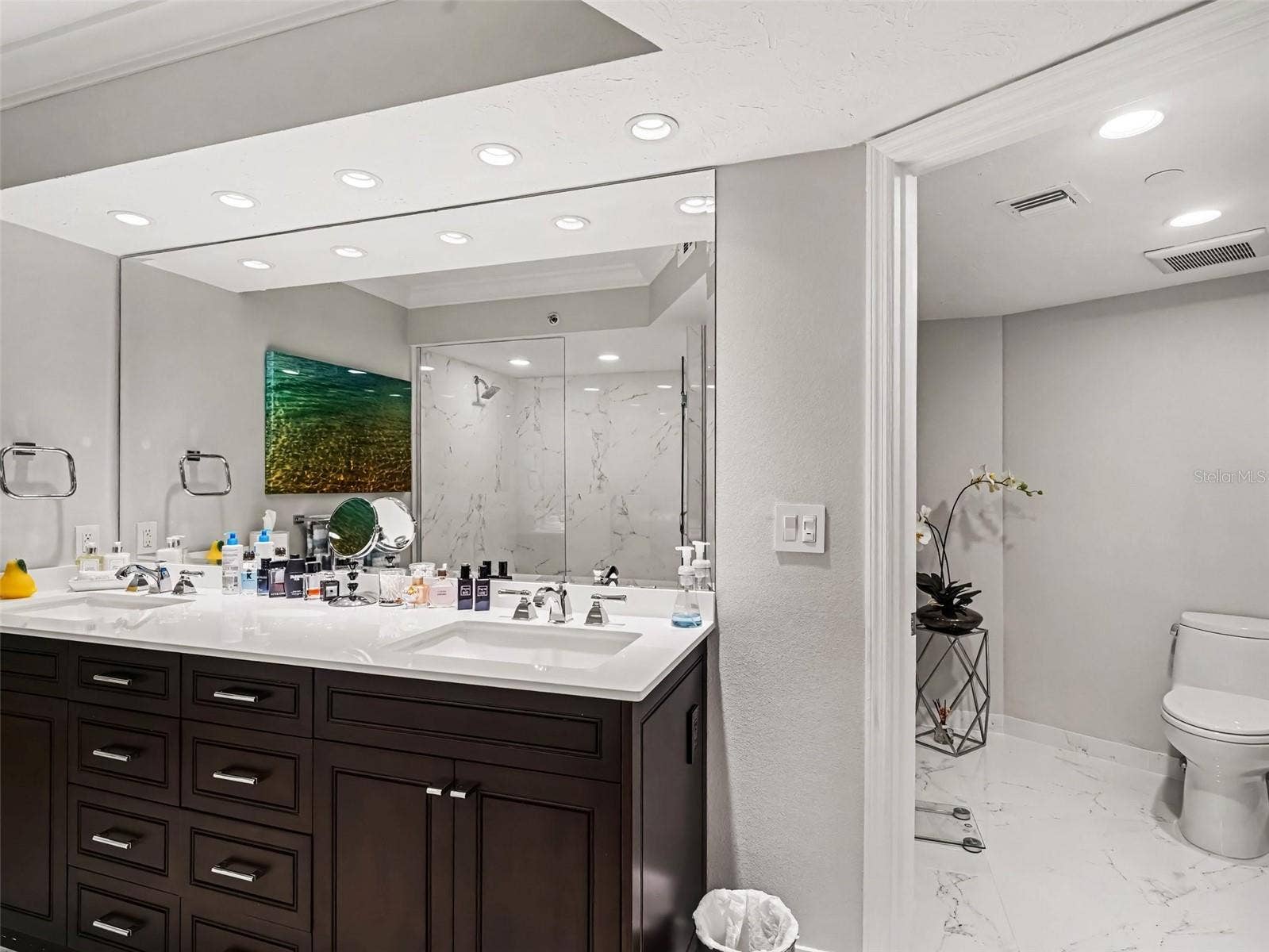 775 LONGBOAT CLUB ROAD, #304, Longboat Key, FL 34228 Primary Bath