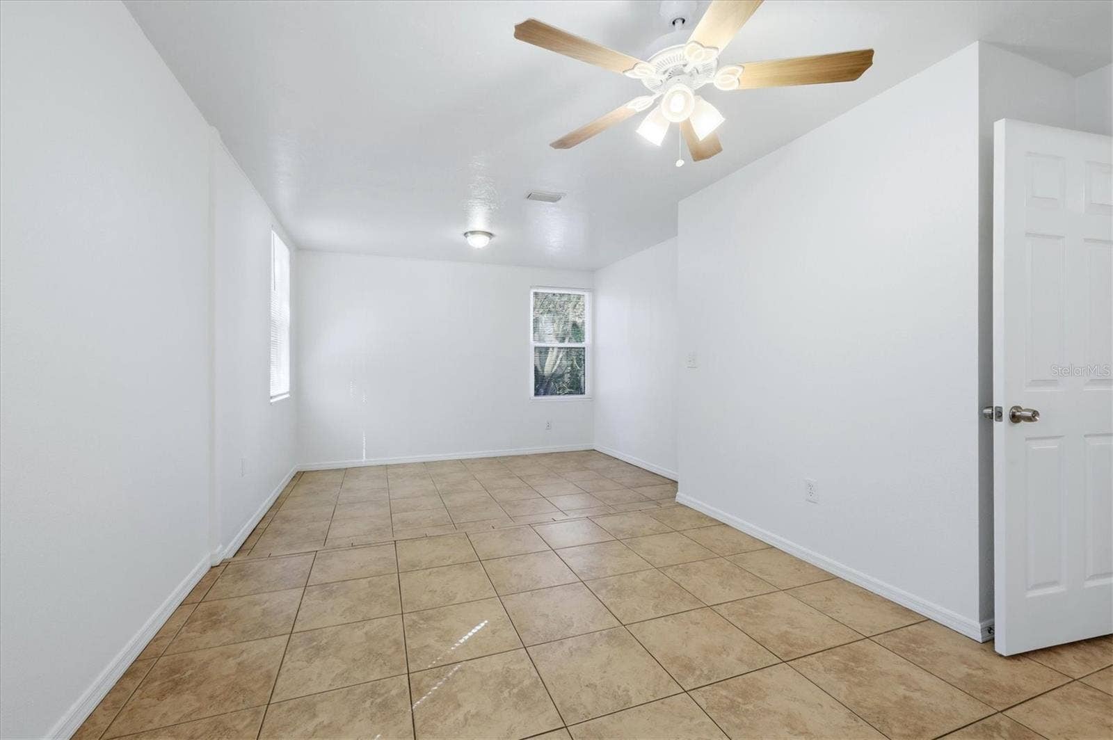 1240 HIGHLAND STREET, Sarasota, FL 34234 Primary bedroom.