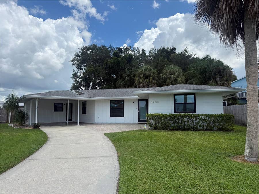 Property photo for 8735 DUNMORE DRIVE, Sarasota, FL