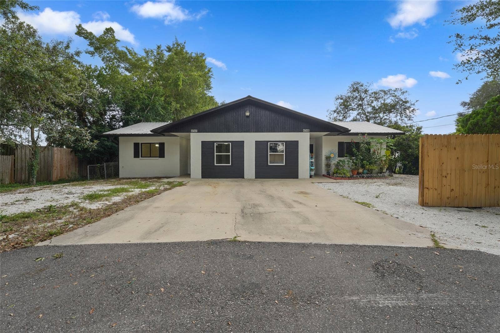 4749 DAVID AVENUE, Sarasota, FL 34234 Front of duplex