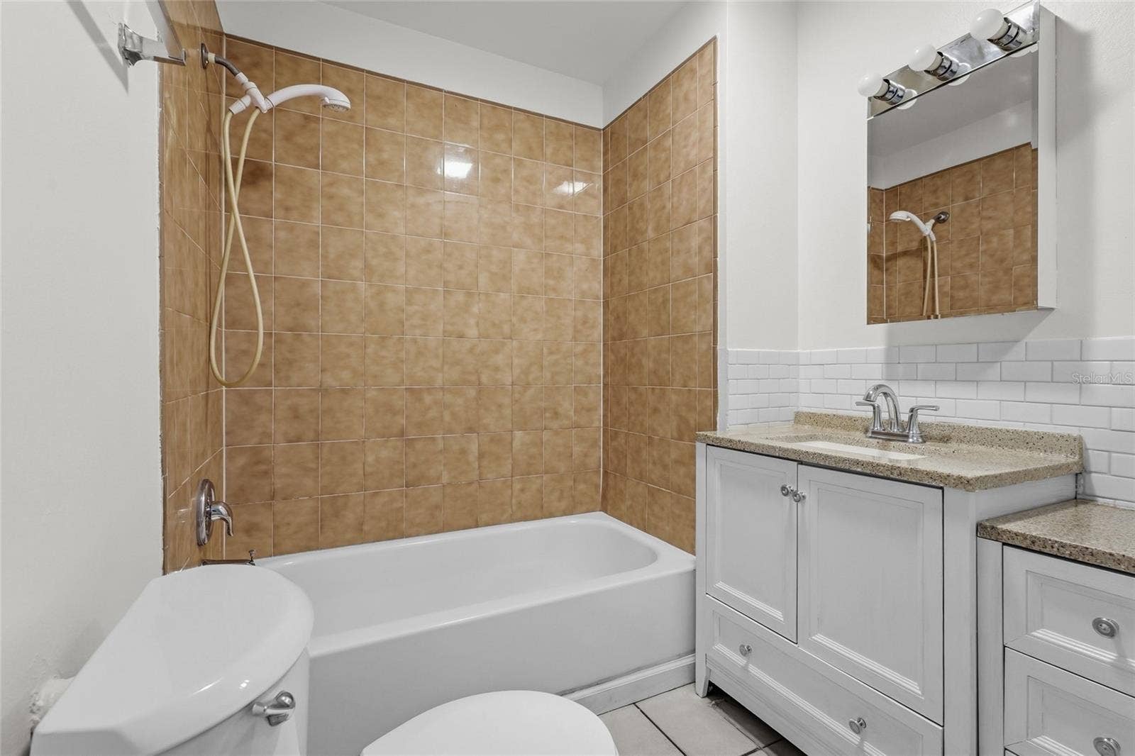 4749 DAVID AVENUE, Sarasota, FL 34234 4749 DAVID AVENUE, Sarasota, FL 34234
