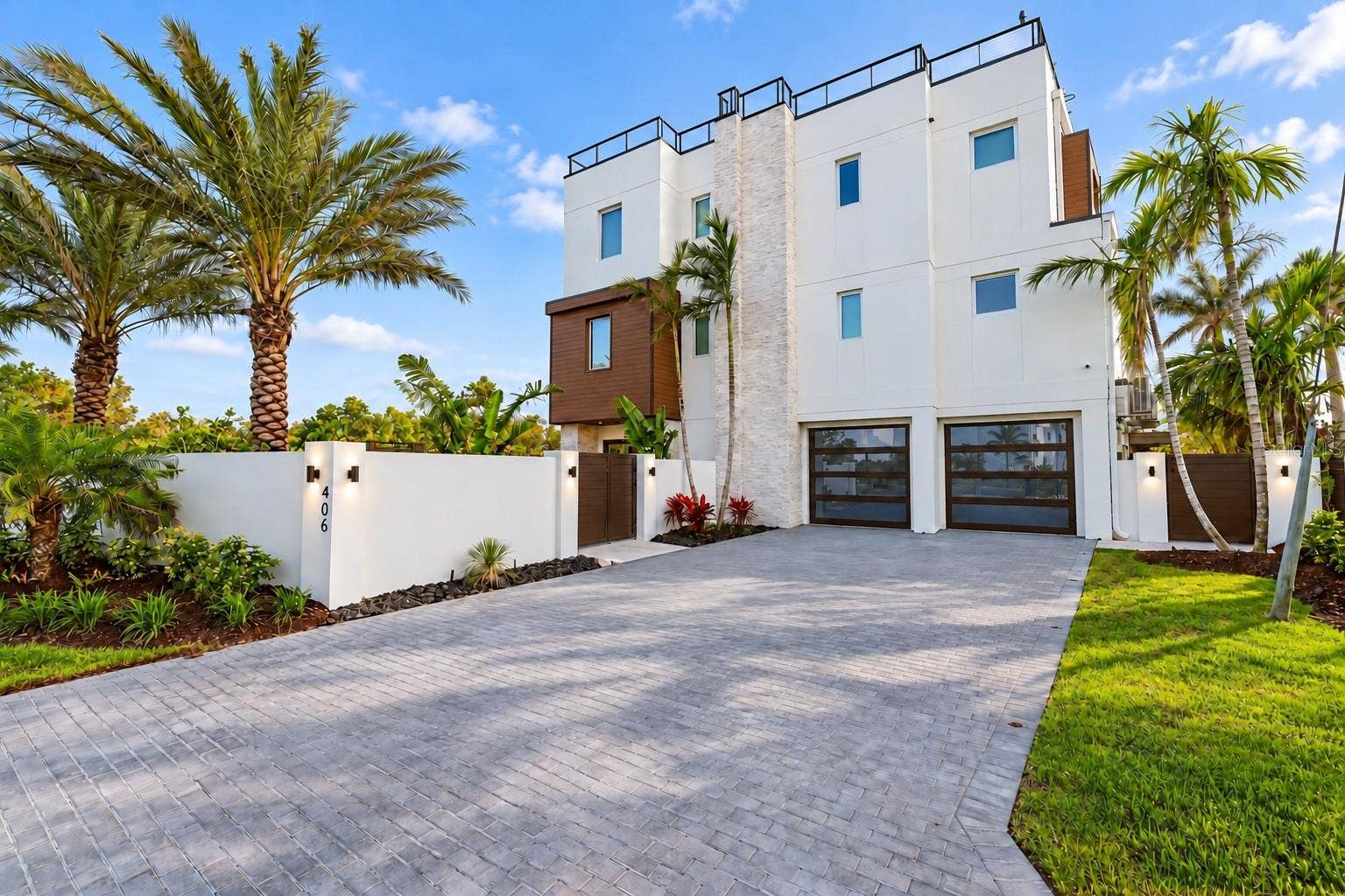1406 TANGIER WAY, Sarasota, FL 34239 1406 TANGIER WAY, Sarasota, FL 34239