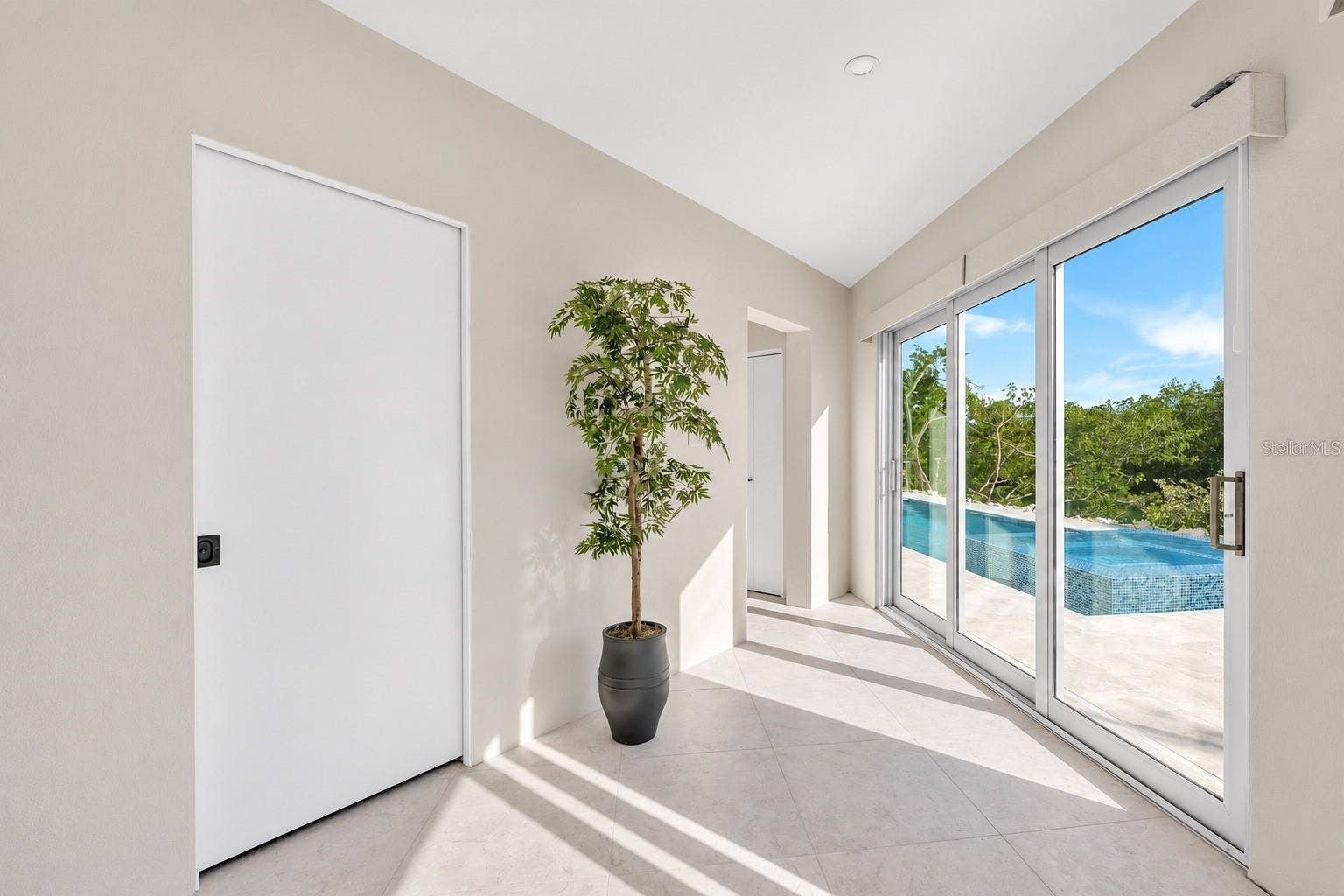 1406 TANGIER WAY, Sarasota, FL 34239 1406 TANGIER WAY, Sarasota, FL 34239