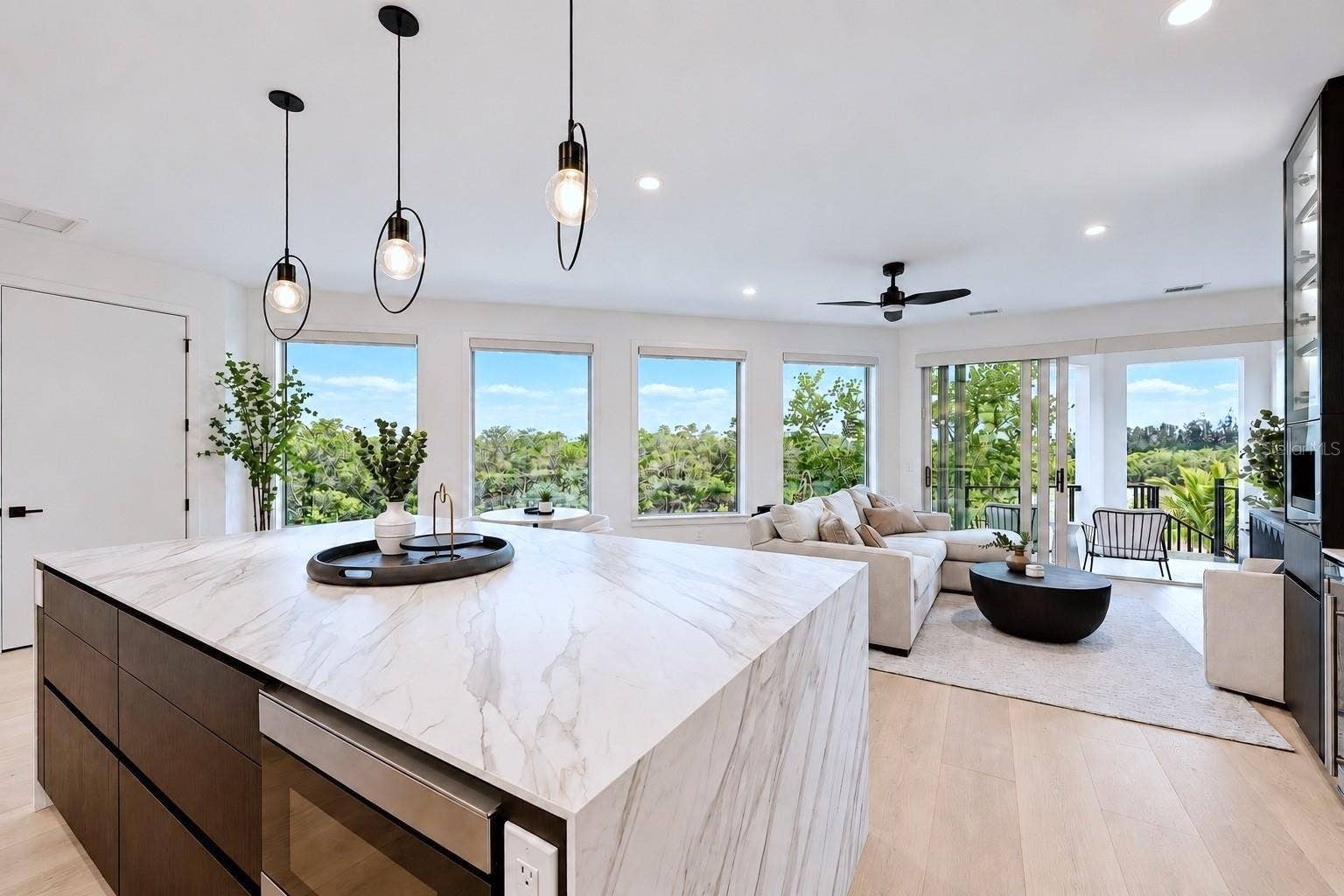 1406 TANGIER WAY, Sarasota, FL 34239 1406 TANGIER WAY, Sarasota, FL 34239