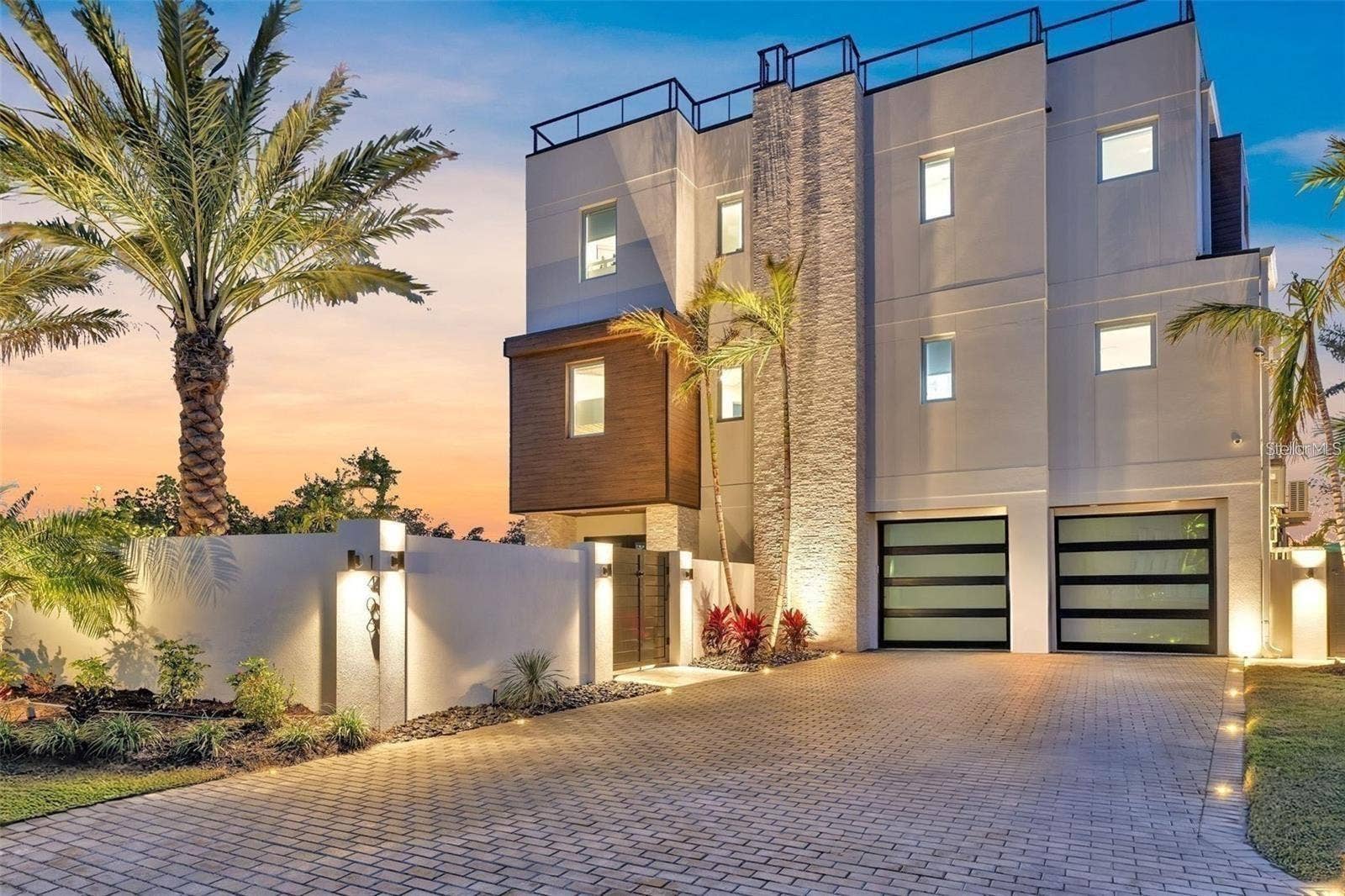 1406 TANGIER WAY, Sarasota, FL 34239 1406 TANGIER WAY, Sarasota, FL 34239