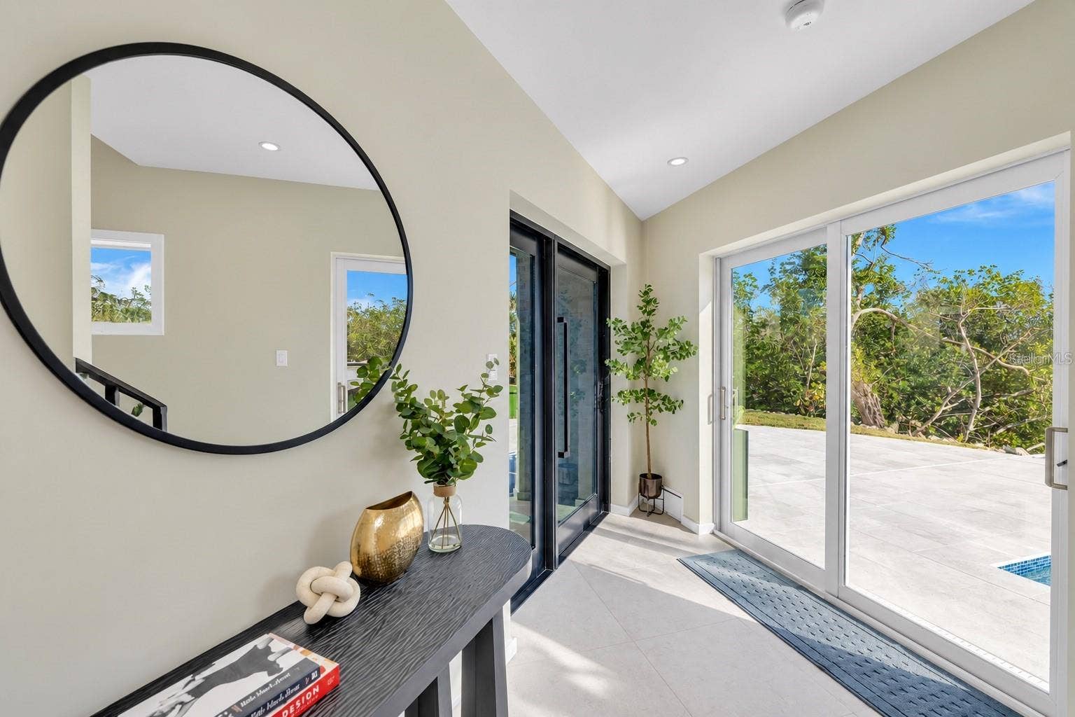 1406 TANGIER WAY, Sarasota, FL 34239 Foyer