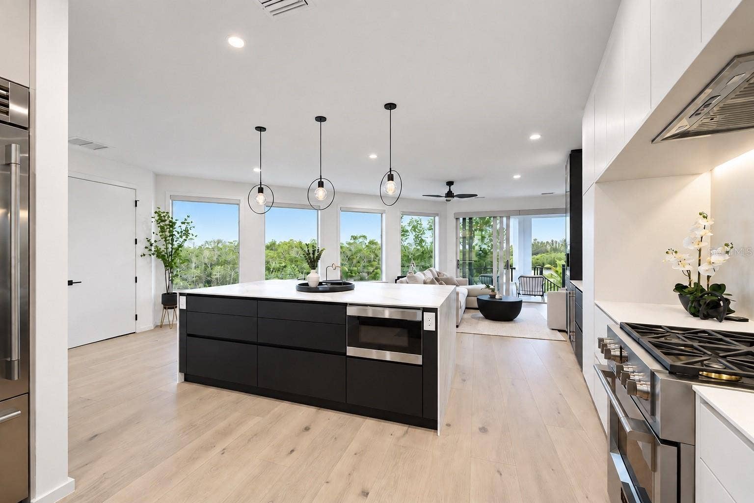 1406 TANGIER WAY, Sarasota, FL 34239 1406 TANGIER WAY, Sarasota, FL 34239