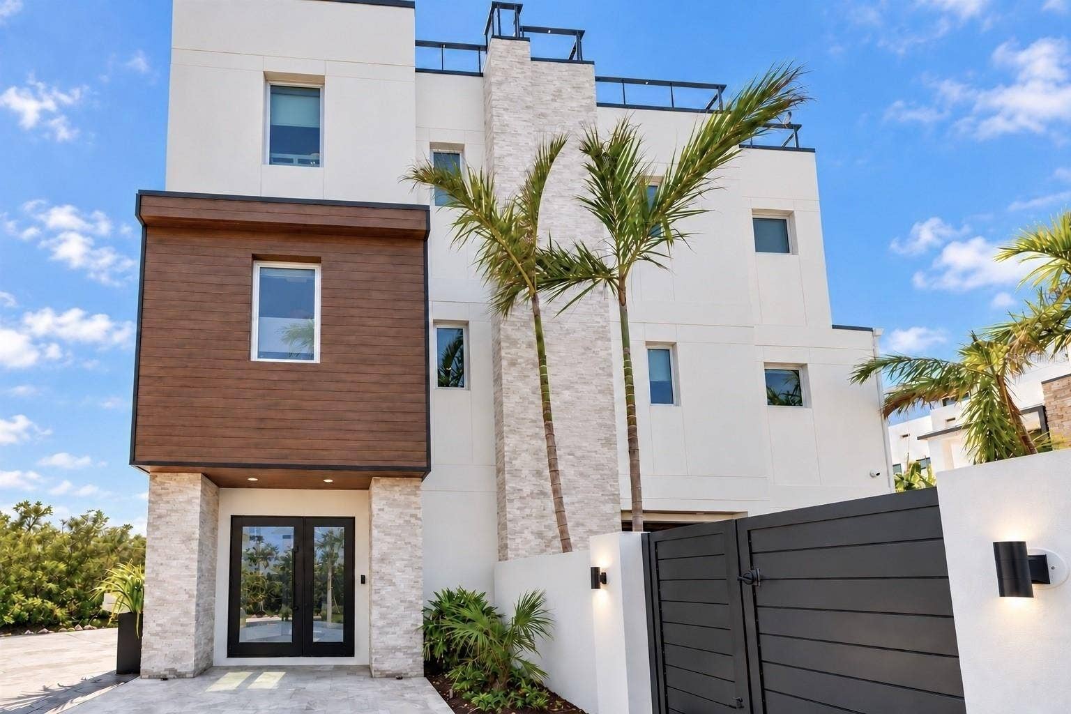 1406 TANGIER WAY, Sarasota, FL 34239 1406 TANGIER WAY, Sarasota, FL 34239
