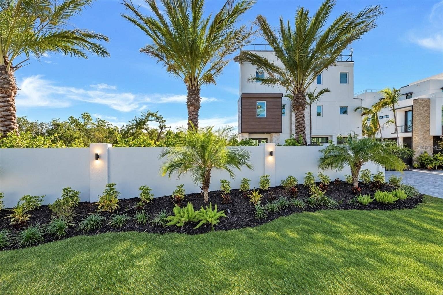 1406 TANGIER WAY, Sarasota, FL 34239 1406 TANGIER WAY, Sarasota, FL 34239
