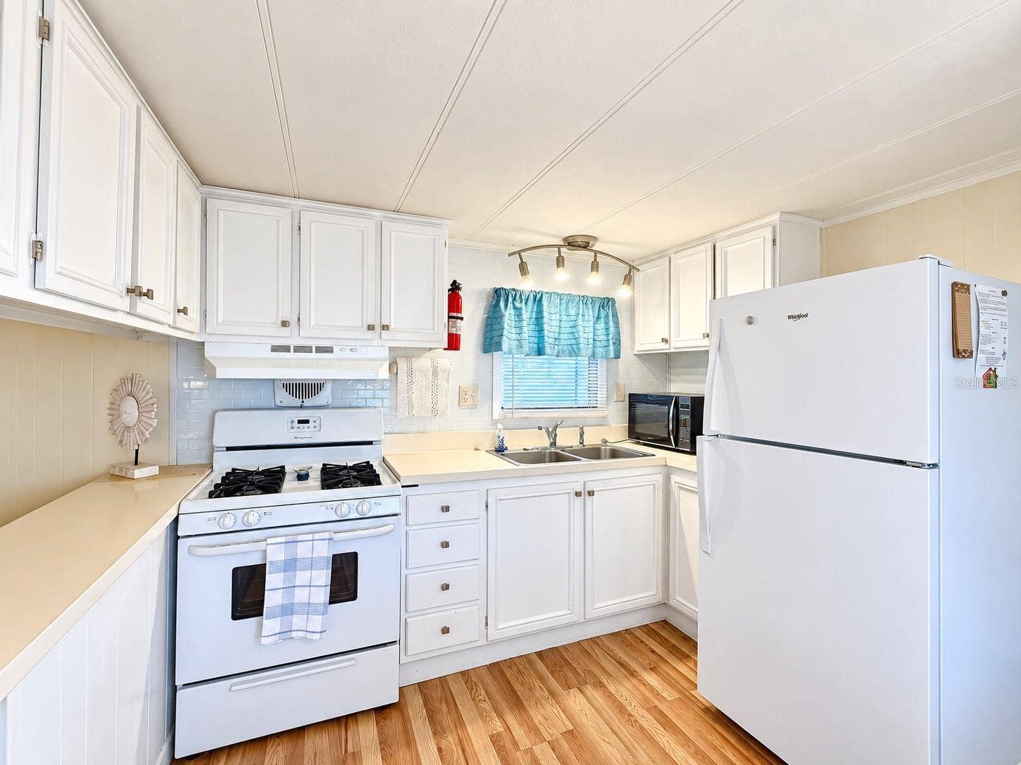3104 DARNEA LANE, Ellenton, FL 34222 3104 DARNEA LANE, Ellenton, FL 34222