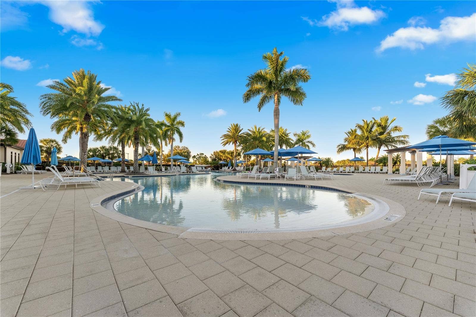 10733 TARFLOWER DRIVE, Venice, FL 34293 10733 TARFLOWER DRIVE, Venice, FL 34293