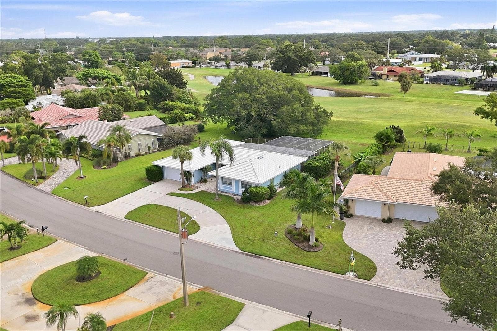 2243 BROOKHAVEN DRIVE, Sarasota, FL 34239 2243 BROOKHAVEN DRIVE, Sarasota, FL 34239