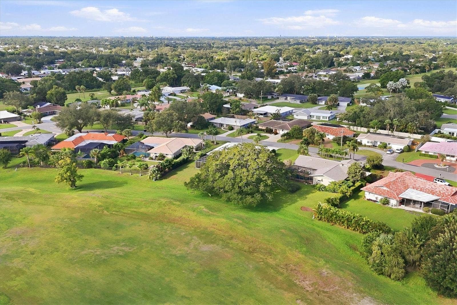 2243 BROOKHAVEN DRIVE, Sarasota, FL 34239 2243 BROOKHAVEN DRIVE, Sarasota, FL 34239