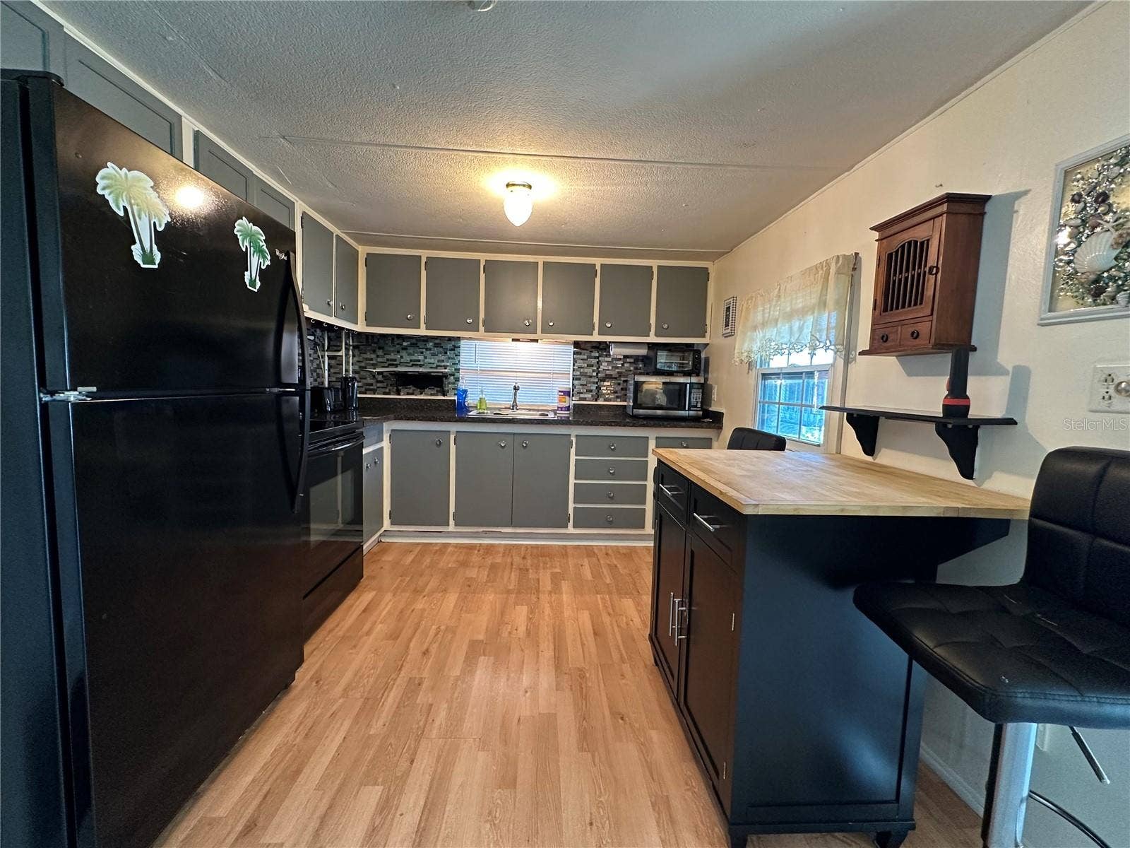 1784 MIDLOTHIAN STREET, Sarasota, FL 34234 1784 MIDLOTHIAN STREET, Sarasota, FL 34234
