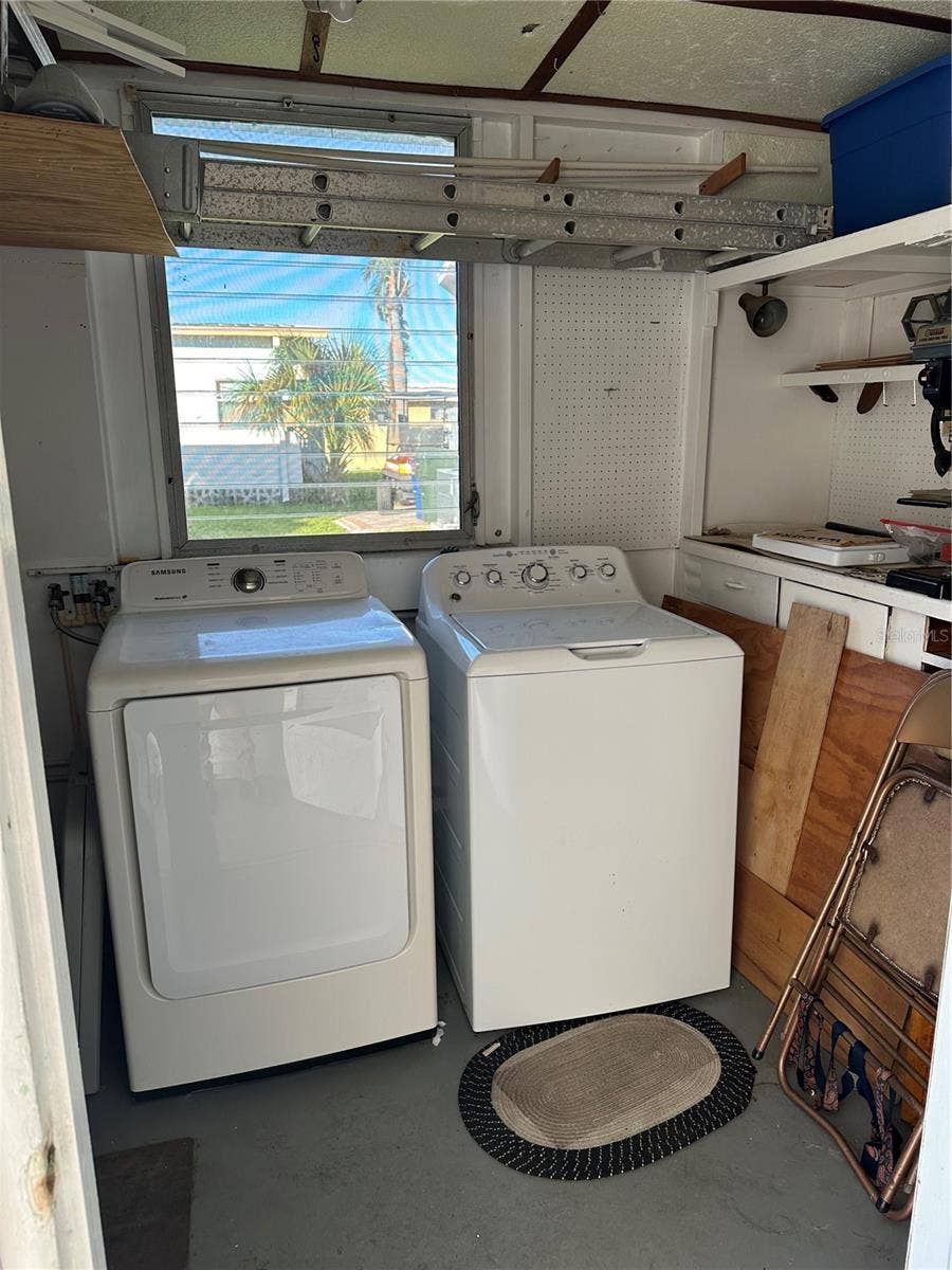 1784 MIDLOTHIAN STREET, Sarasota, FL 34234 1784 MIDLOTHIAN STREET, Sarasota, FL 34234