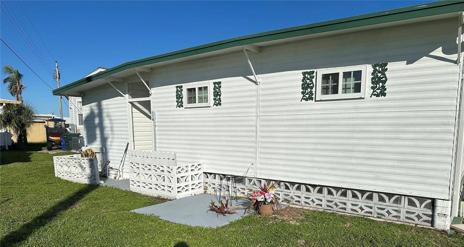 1784 MIDLOTHIAN STREET, Sarasota, FL 34234 1784 MIDLOTHIAN STREET, Sarasota, FL 34234
