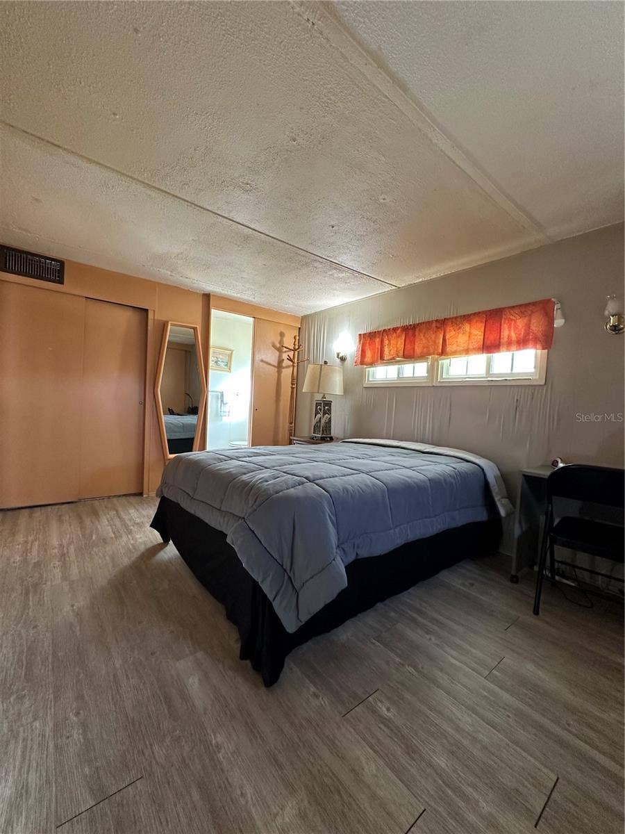 1784 MIDLOTHIAN STREET, Sarasota, FL 34234 1784 MIDLOTHIAN STREET, Sarasota, FL 34234