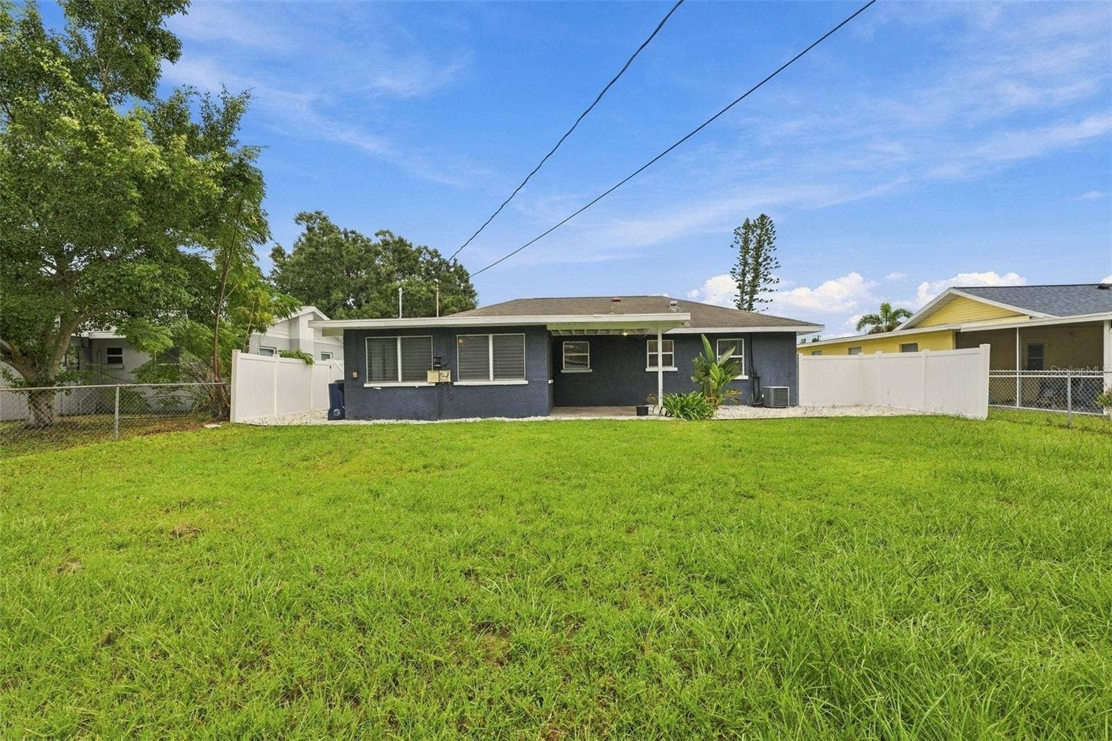 1007 21ST AVENUE W, Palmetto, FL 34221 Rear View of Home