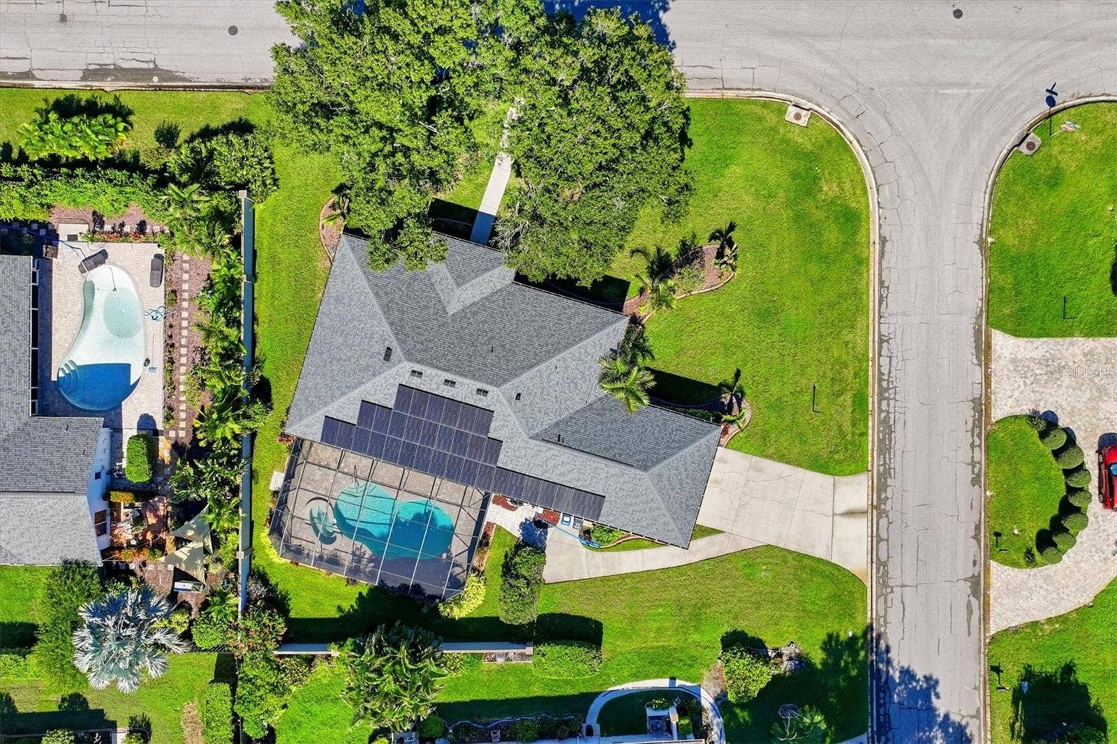 6993 COUNTRY LAKES CIRCLE, Sarasota, FL 34243 6993 COUNTRY LAKES CIRCLE, Sarasota, FL 34243