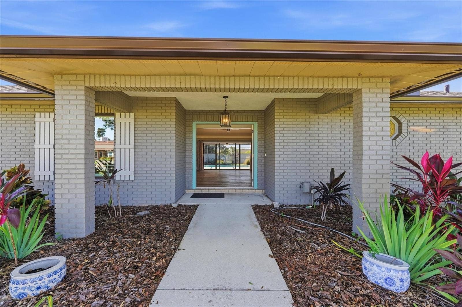 6993 COUNTRY LAKES CIRCLE, Sarasota, FL 34243 6993 COUNTRY LAKES CIRCLE, Sarasota, FL 34243