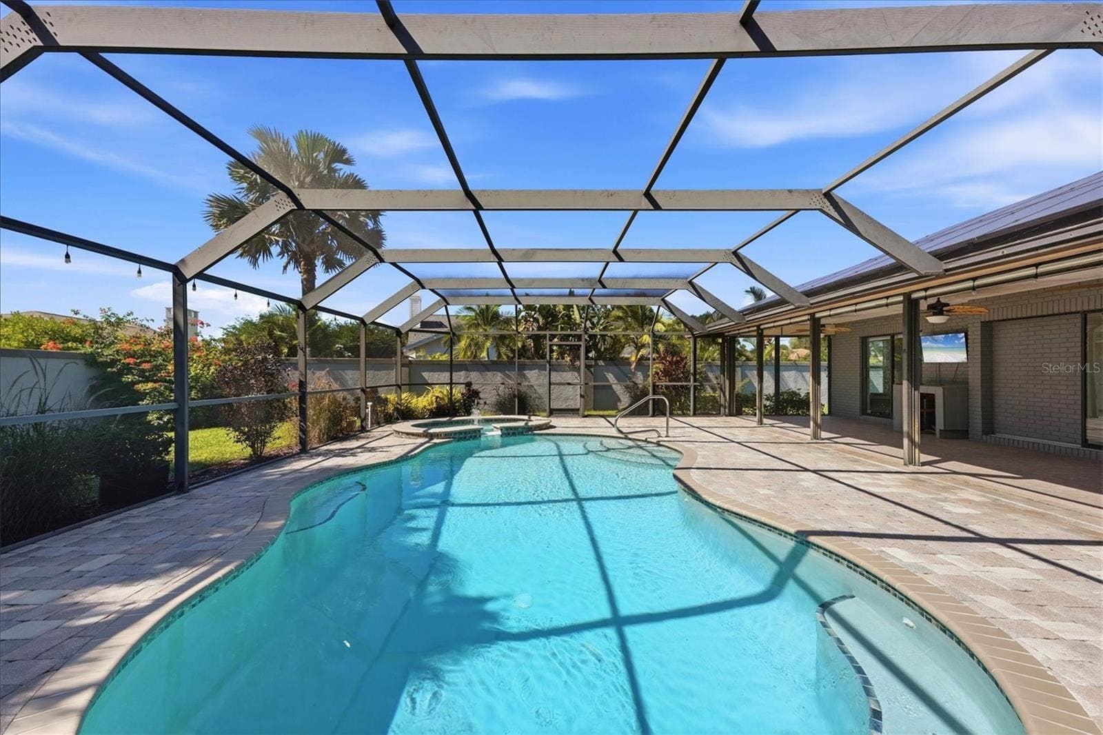 6993 COUNTRY LAKES CIRCLE, Sarasota, FL 34243 6993 COUNTRY LAKES CIRCLE, Sarasota, FL 34243