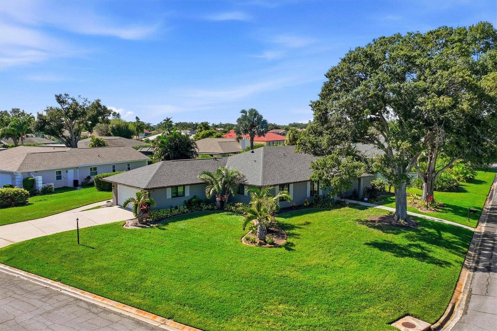 6993 COUNTRY LAKES CIRCLE, Sarasota, FL 34243 6993 COUNTRY LAKES CIRCLE, Sarasota, FL 34243