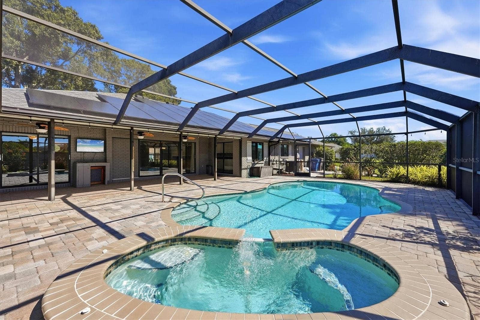 6993 COUNTRY LAKES CIRCLE, Sarasota, FL 34243 6993 COUNTRY LAKES CIRCLE, Sarasota, FL 34243