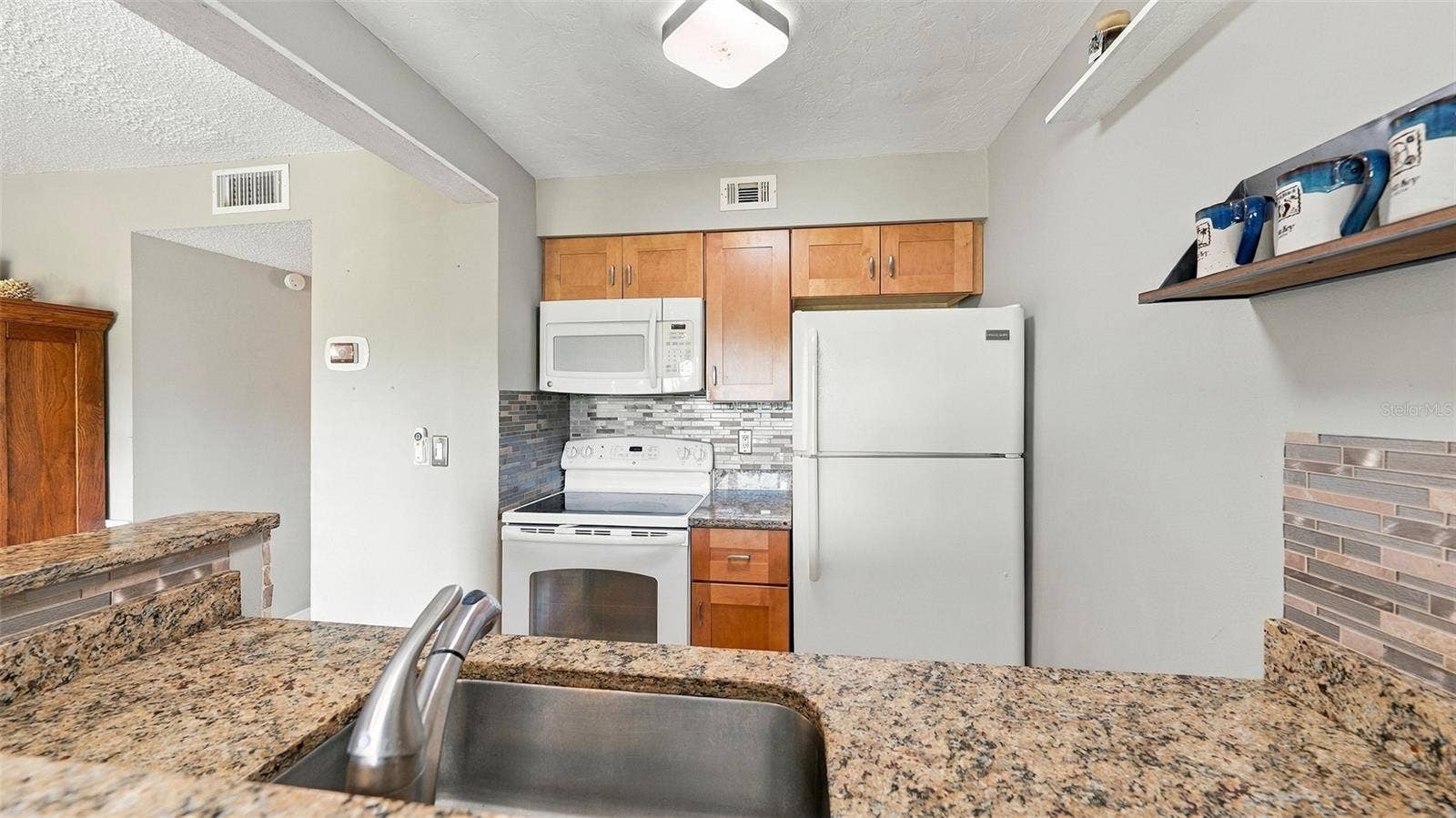 1622 STICKNEY POINT ROAD, #22-102, Sarasota, FL 34231 1622 STICKNEY POINT ROAD, #22-102, Sarasota, FL 34231