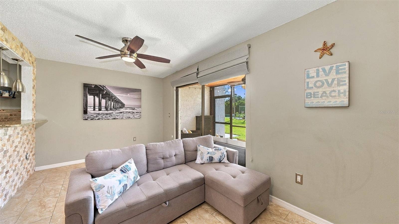 1622 STICKNEY POINT ROAD, #22-102, Sarasota, FL 34231 1622 STICKNEY POINT ROAD, #22-102, Sarasota, FL 34231