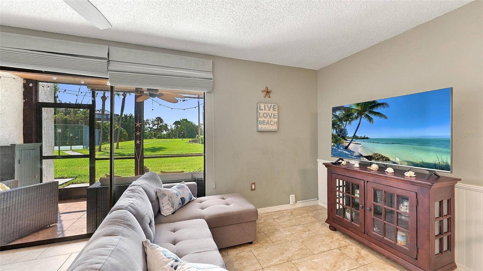 1622 STICKNEY POINT ROAD, #22-102, Sarasota, FL 34231 1622 STICKNEY POINT ROAD, #22-102, Sarasota, FL 34231
