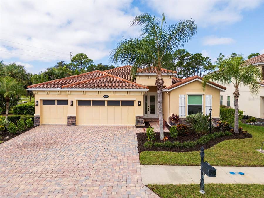 Property photo for 5790 ROCK DOVE DRIVE, Sarasota, FL