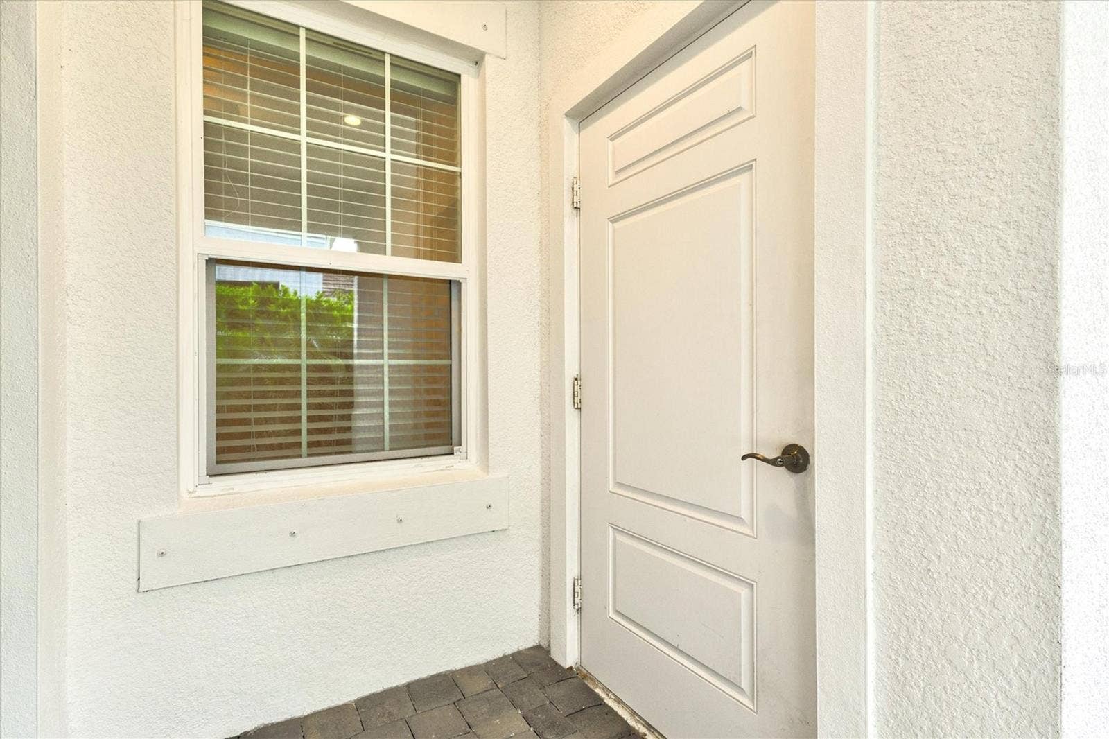 3031 SKY BLUE COVE, Bradenton, FL 34211 Garage Door