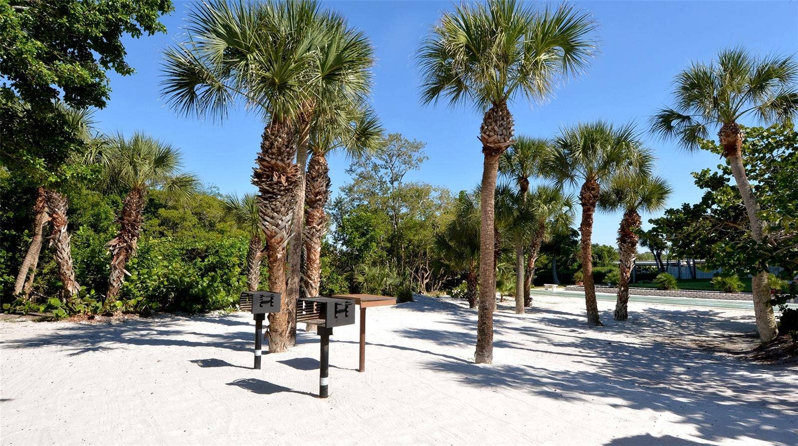 120 WHISPERING SANDS DRIVE, #V20, Sarasota, FL 34242 120 WHISPERING SANDS DRIVE, #V20, Sarasota, FL 34242