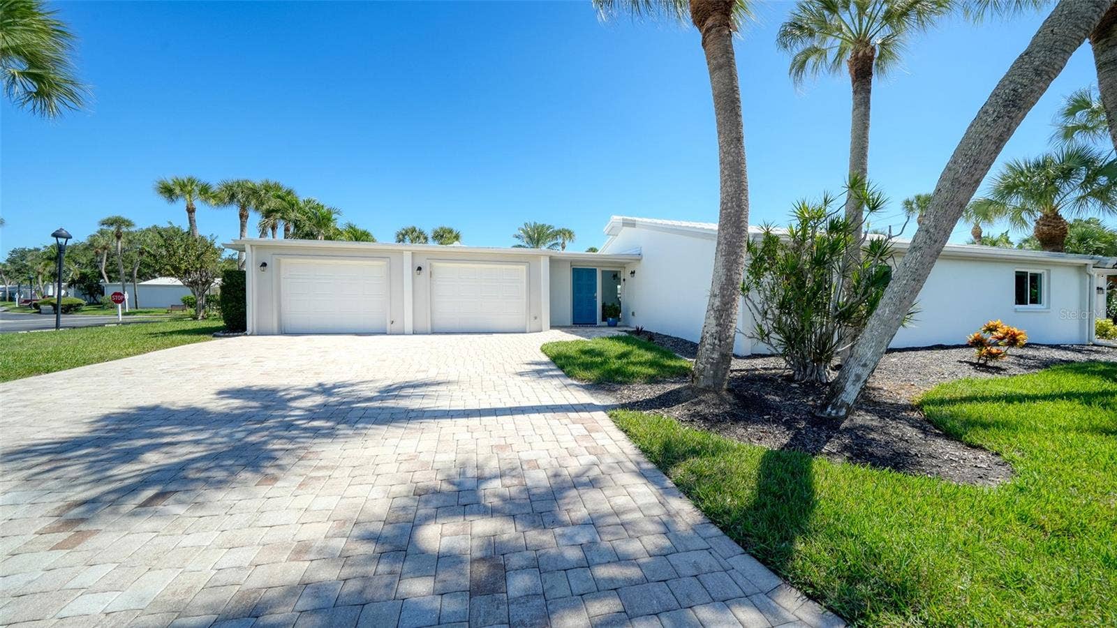 120 WHISPERING SANDS DRIVE, #V20, Sarasota, FL 34242 120 WHISPERING SANDS DRIVE, #V20, Sarasota, FL 34242