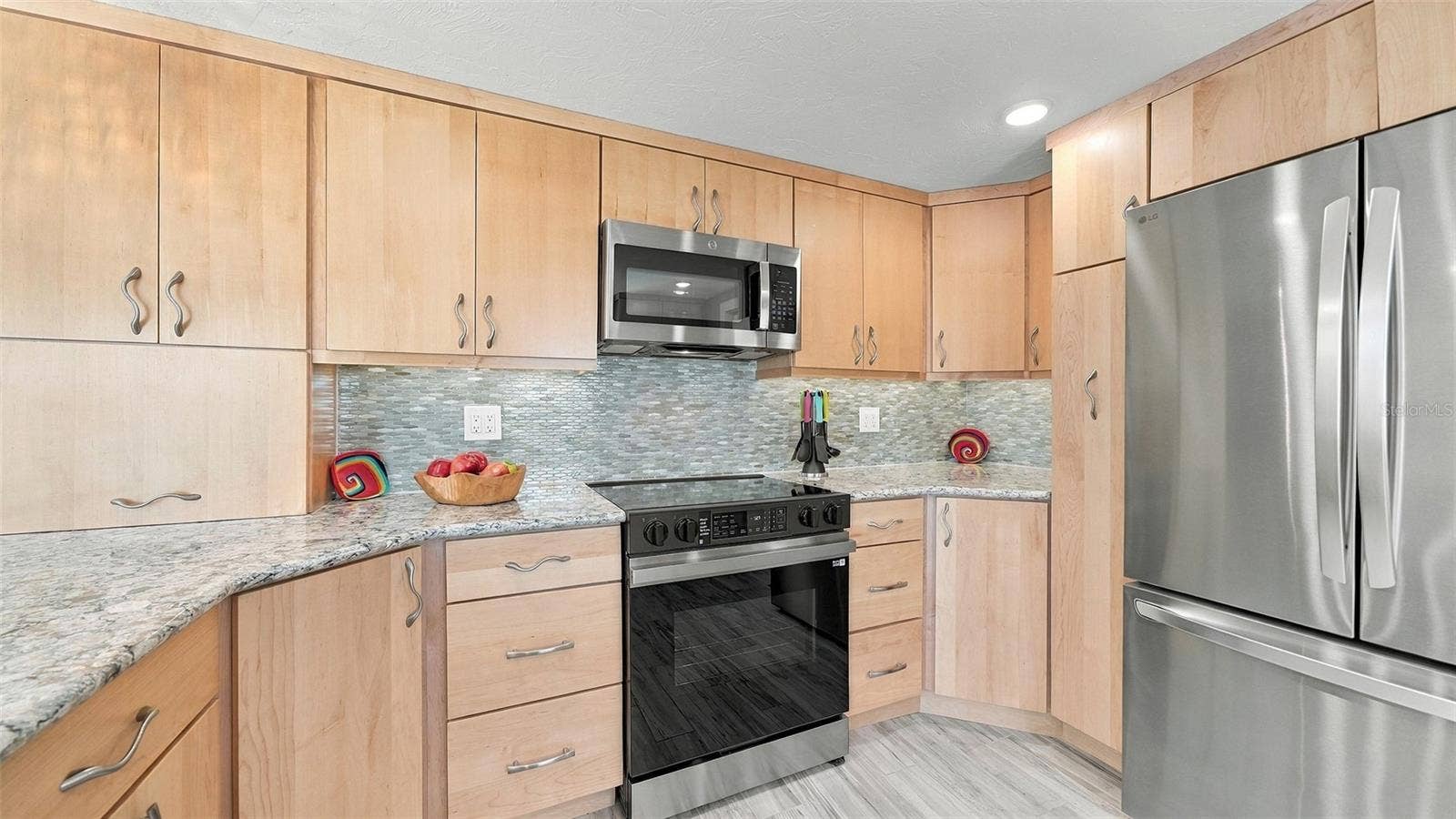 120 WHISPERING SANDS DRIVE, #V20, Sarasota, FL 34242 120 WHISPERING SANDS DRIVE, #V20, Sarasota, FL 34242