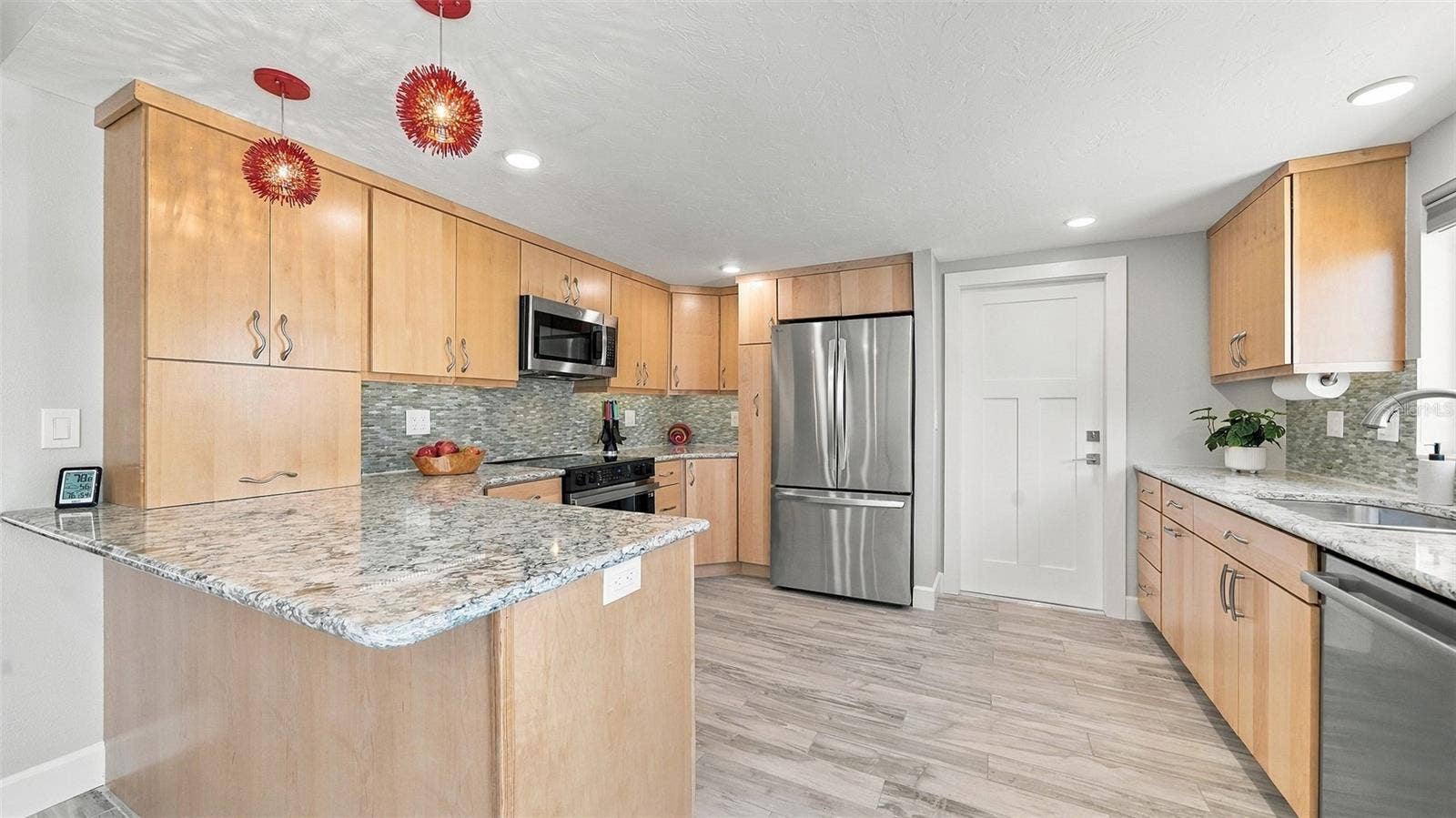 120 WHISPERING SANDS DRIVE, #V20, Sarasota, FL 34242 120 WHISPERING SANDS DRIVE, #V20, Sarasota, FL 34242