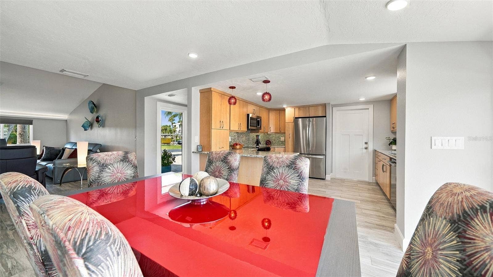 120 WHISPERING SANDS DRIVE, #V20, Sarasota, FL 34242 120 WHISPERING SANDS DRIVE, #V20, Sarasota, FL 34242